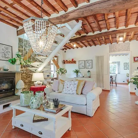 Villa Coccinelle, A Secret Sweet Idyllic Retreat For 2 Couples With Private Pool & Air Conditioning Capannori