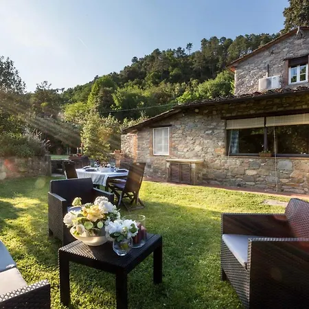Coccinelle, A Secret Sweet Idyllic Retreat For 2 Couples With Private Pool & Air Conditioning